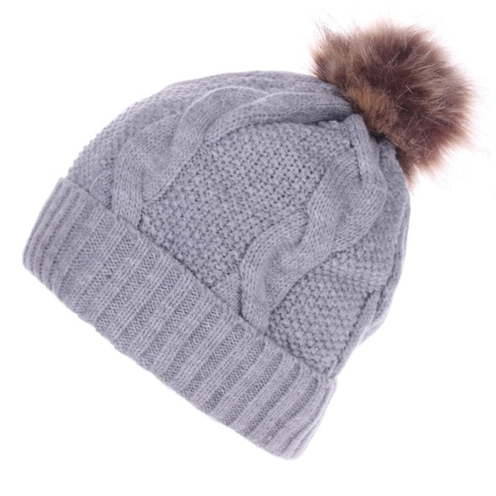 🧤 “ Cabin Babe “ Pom Beanie | Various Colors - Picture 5 of 12